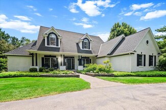4150 Mont Katnich Ct NE, Grand Rapids, MI 49525