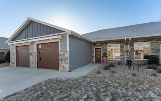 3005 15th Ave SW, Austin, MN 55912