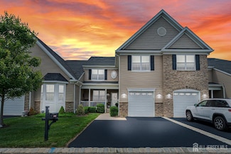 6 Traditions Place, Monroe, NJ 08831
