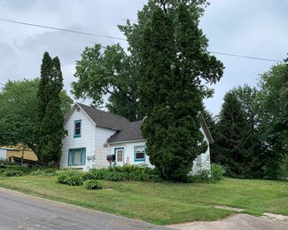 530 Wisconsin St, Columbus, WI 53925