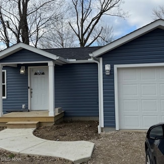 4213 Sandy Lake Rd, Ravenna, OH 44266