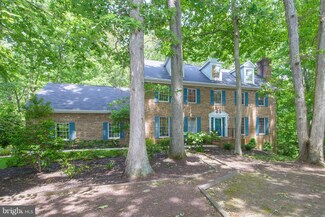 2907 S Lake Dr, Davidsonville, MD 21035
