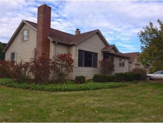 82 Bay Rd, Hadley, MA 01035
