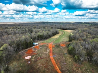 5225 Engledow Rd, de Soto, MO 63020