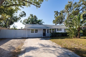 4474 Maygog Rd, Sarasota, FL 34233