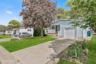 11 Pine Ridge Blvd, Manchester Township, NJ 08759
