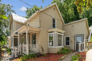 320 Diagonal St, Lansing, IA 52151