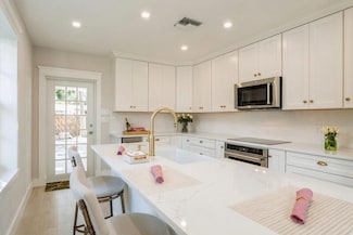 846 Park Place, West Palm Beach, FL 33401