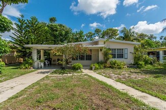 1535 NE 159th St, North Miami Beach, FL 33162