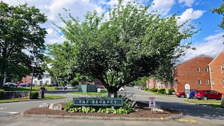 261 Regency Park Dr, Agawam, MA 01001