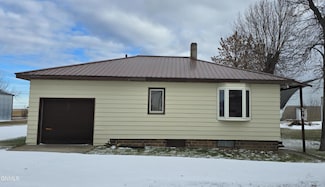 236 Francis St N, Streeter, ND 58483