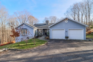 73A Long Meadow Hill Rd, Brookfield, CT 06804