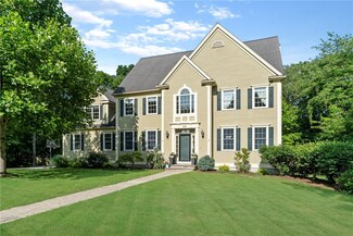 89 Sycamore Ln, Saunderstown, RI 02874