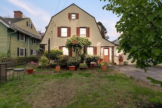 58 Salem St, Lawrence, MA 01843