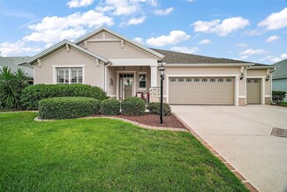 879 Lucky Ln, The Villages, FL 32162