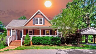 1050 S Brady Ave, Newton, NC 28658