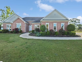 1611 Scuffletown Rd, Fountain Inn, SC 29644