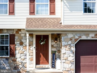 13 Carriage Dr, Mountville, PA 17554