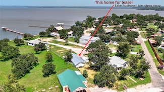 1504 - 3 Rr 261, Buchanan Dam, TX 78609