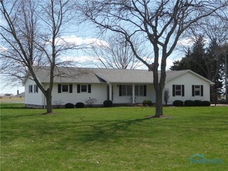 2771 Dairy View Rd, Bradner, OH 43406