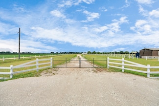 801 Williams Rd, East Bernard, TX 77435