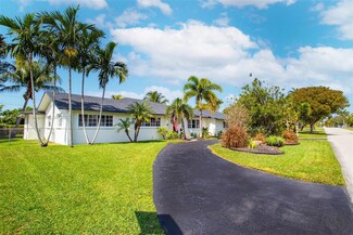 17550 SW 93rd Ave, Palmetto Bay, FL 33157
