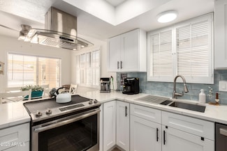 26414 S Lakemont Dr, Sun Lakes, AZ 85248