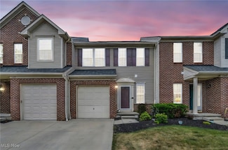 136 River Rock Way Unit D, Berea, OH 44017