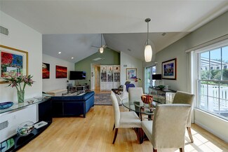 20 Village Way, Westport, MA 02790