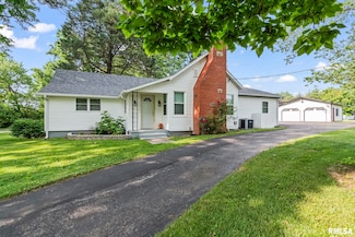 7096 Bahr Rd Unit 1, Sherman, IL 62684