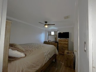 2406 NW 25th St, Fort Worth, TX 76106