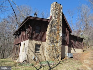 68 Chimney Hollow Rd, Syria, VA 22743