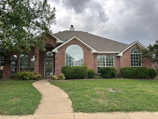 6410 Faringdon Ln, Rowlett, TX 75089