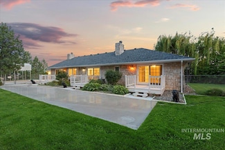8140 W Kingsbury Dr, Middleton, ID 83644