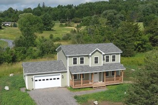 120 Elcy Ln, Charlotte, VT 05445