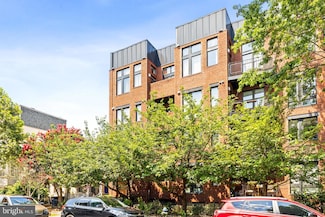 245 15th St SE Unit 105, Washington, DC 20003