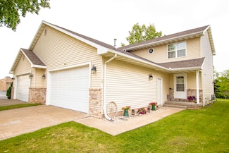2420 Wisconsin St, Oshkosh, WI 54901