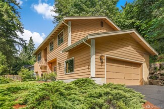 17256 Greenwood Place N, Shoreline, WA 98133