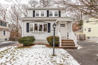 45 Elinor Rd, South Weymouth, MA 02190