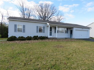 29 Hazel Bark Run, Rochester, NY 14606