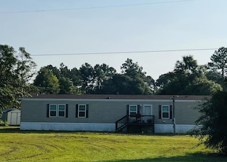 6133 Garden City Rd, Crestview, FL 32539
