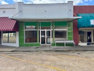 240 E Main St, Marks, MS 38646