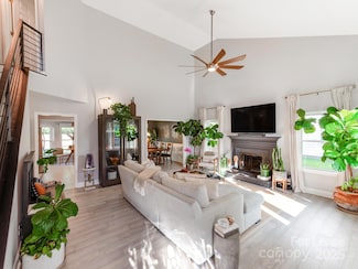 4617 Rock Stream Dr, Charlotte, NC 28269