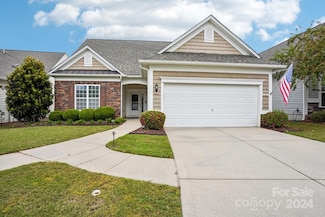 7415 Carolina Jessamine Ct, Fort Mill, SC 29707