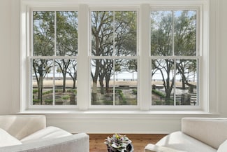 32 Prioleau St Unit N, Charleston, SC 29401