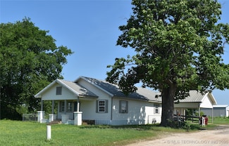 938 N 4210 Rd, Hugo, OK 74743
