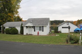 19 Sunrise St, Lanesborough, MA 01237