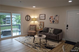 115 Lemans Ct, Lake Saint Louis, MO 63367