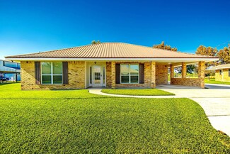 312 Belle Vue Ave, Lockport, LA 70374