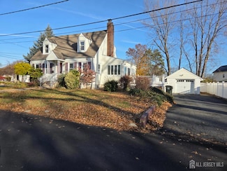 250 Thomas St, Woodbridge, NJ 07095